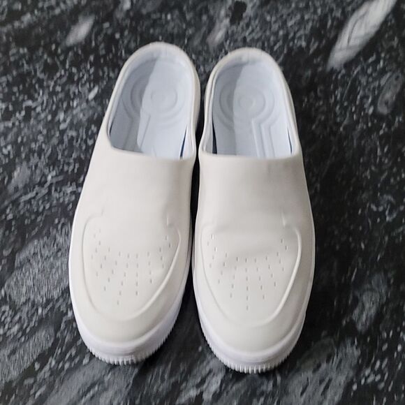 BRAND NEW WMNS AIR FORCE 1 LOVER XX'THE REIMAGINED - Picture 2 of 16